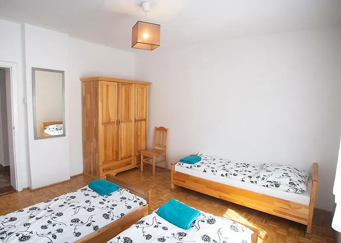 Romana שצ'צ'ירק