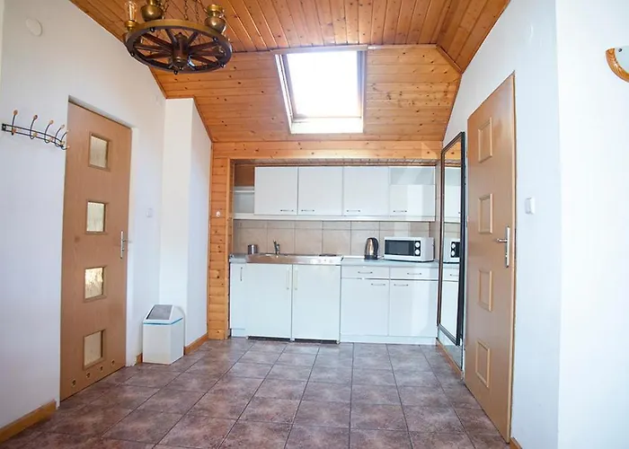 Romana שצ'צ'ירק